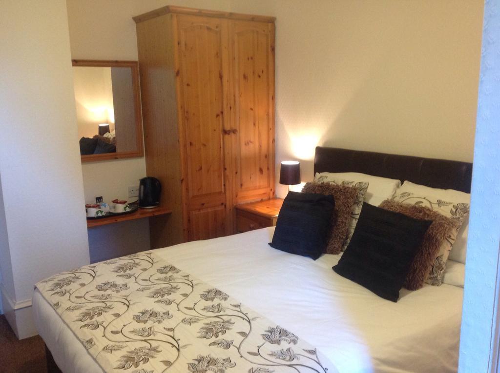 Royston Guest House Inverness Ruang foto