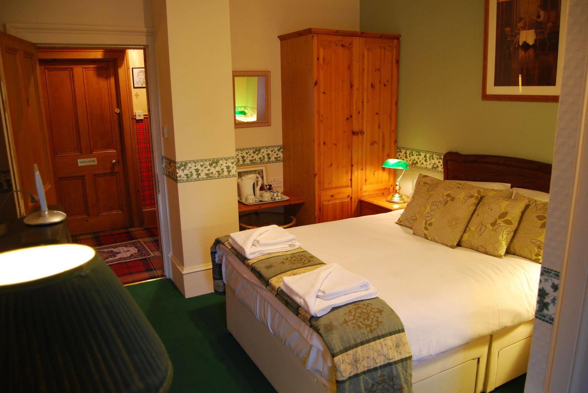 Royston Guest House Inverness Bagian luar foto